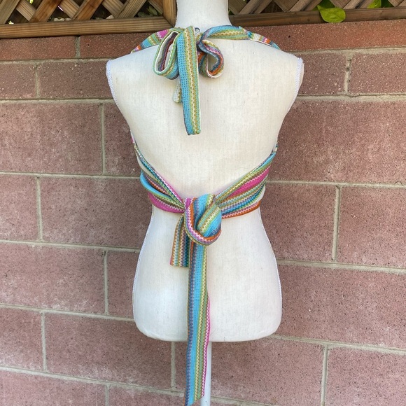 Crochet Knit Halter Multi Crop Top KENDALL + KYLIE Size Medium - Picture 3 of 5